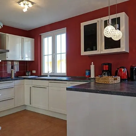 Ferienhaus Stine 펜션 *